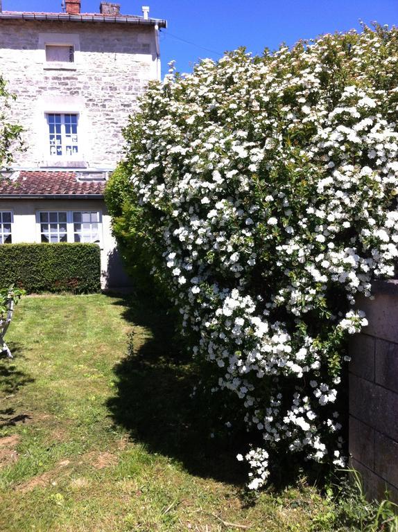 Les Lilas Roses Chamouilley エクステリア 写真
